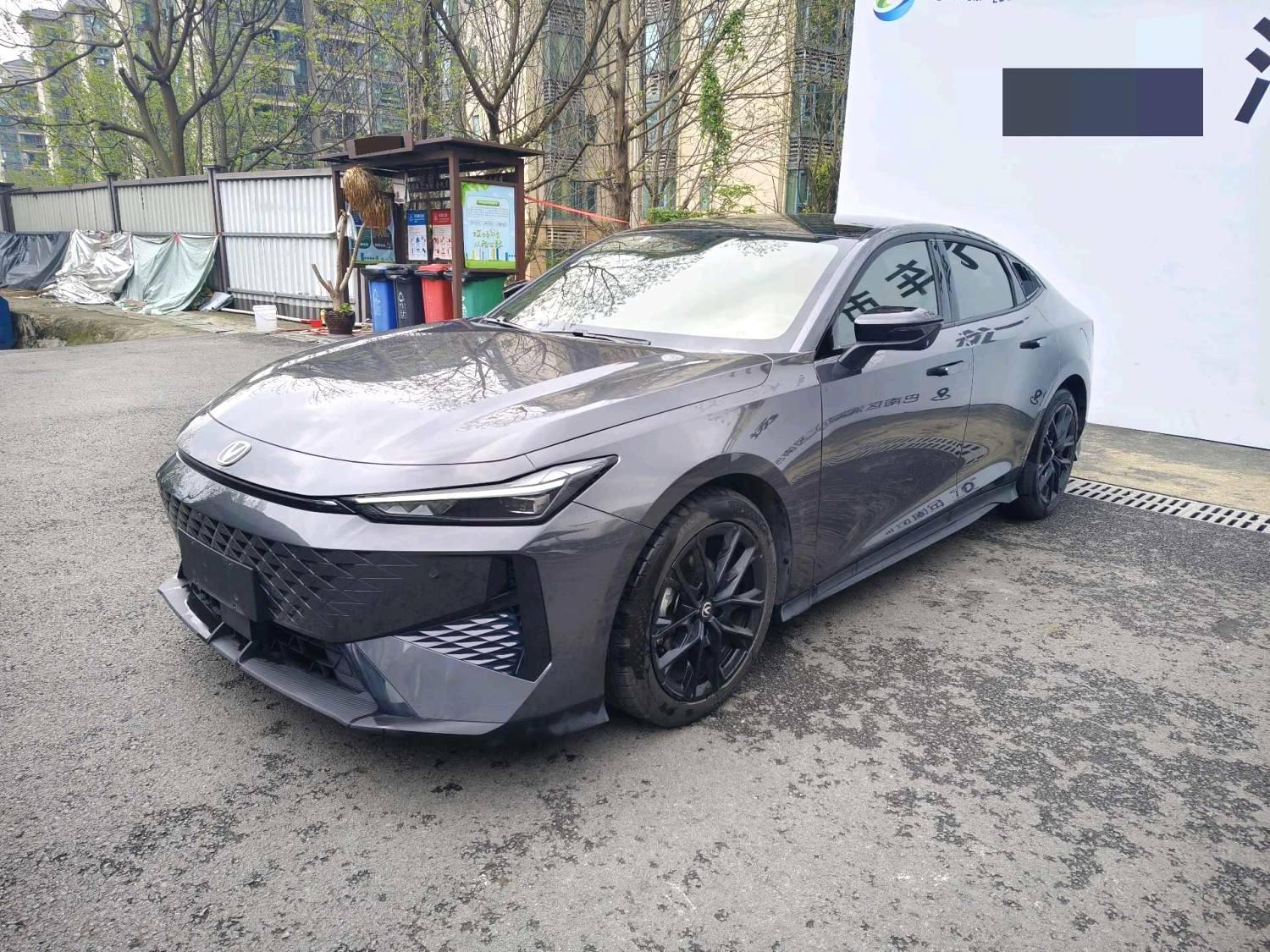 2024 Changan UNI-V 1.5T Deluxe — Occasion SUV