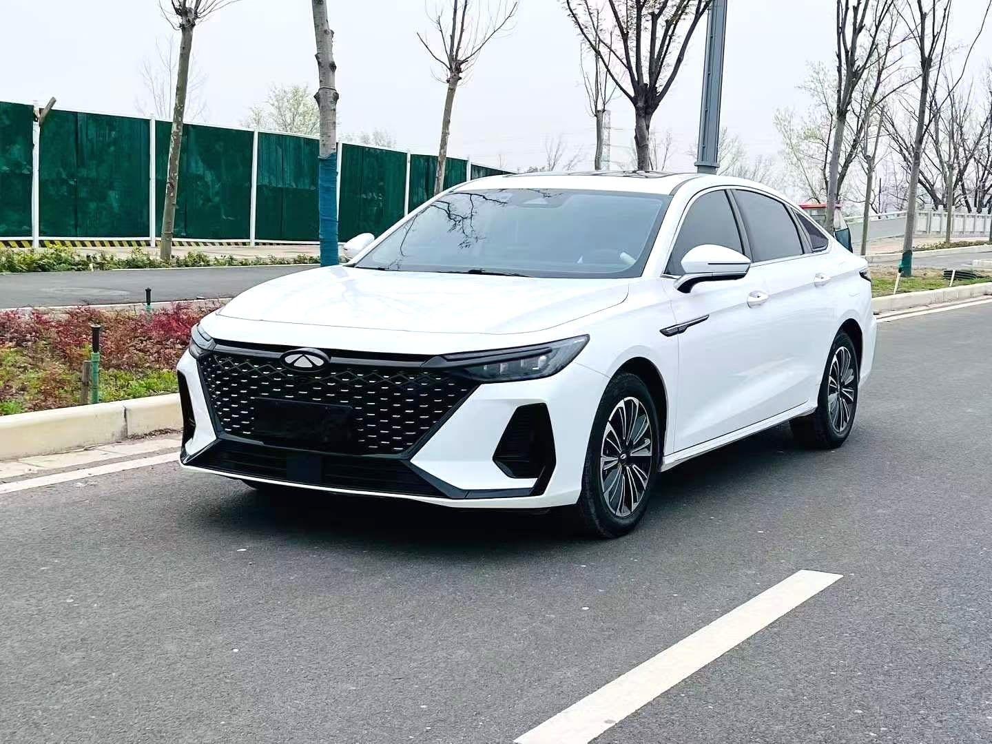 2024 Chery Fulwin A8 مستعمل سيدان — image 1