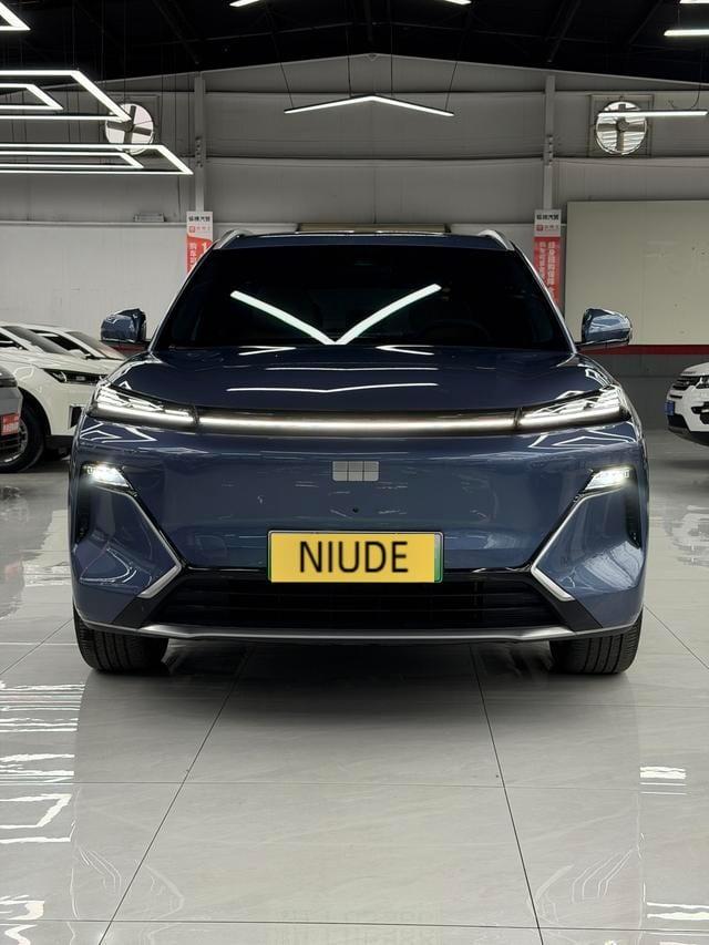 2025 Geely Galaxy Starship7 EM-i 120KM Pilot Edition — Occasion SUV