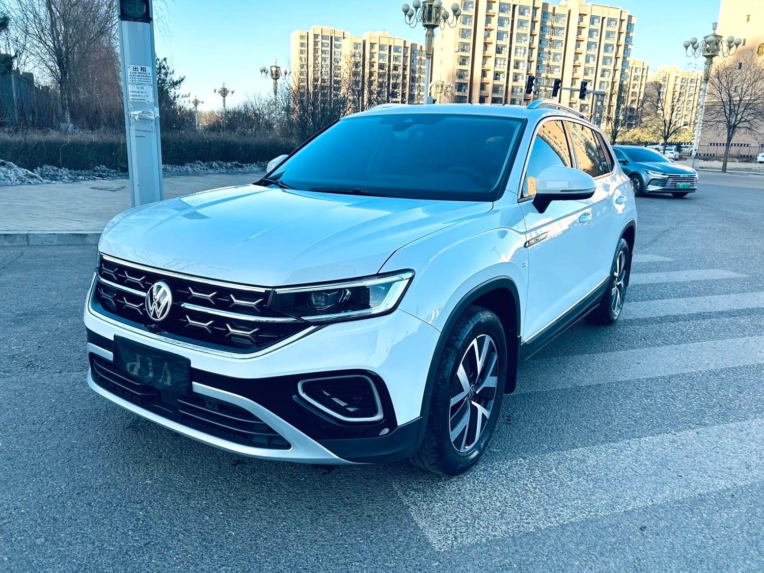 2024 Volkswagen Tayron 1.5TSI 300TSI 2WD Luxury Plus Advanced Edition Occasion SUV — image 1