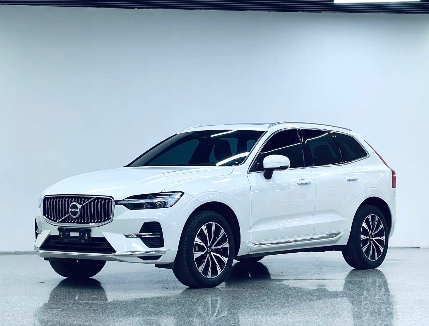 2024 Volvo XC60 Usado SUV — image 1