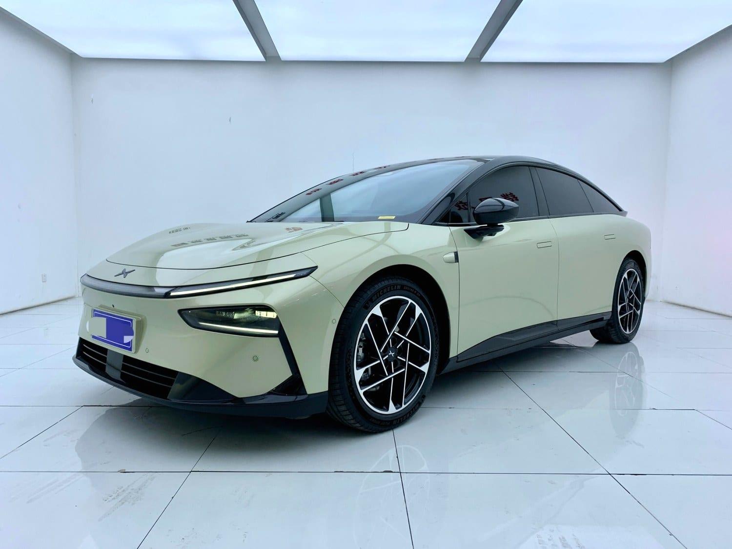 2024 XPeng P7+ Ultra Long Range Max — С пробегом Седан