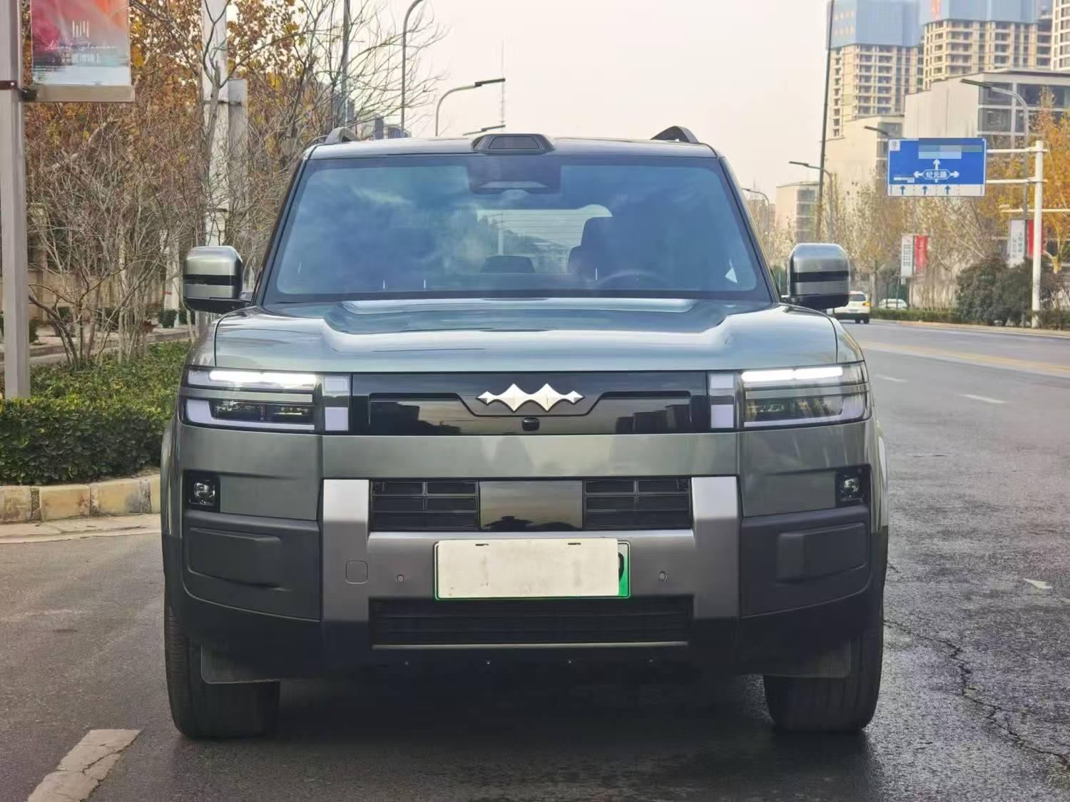 2025 BYD Leopard 7 1.5T 4WD Ultra مستعمل SUV — image 1