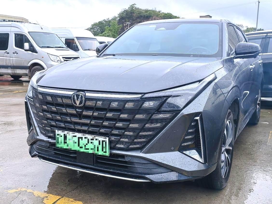 2024 Changan UNI-Z Smart ElectriciDD 1.5 125km Excellence Occasion SUV — image 1