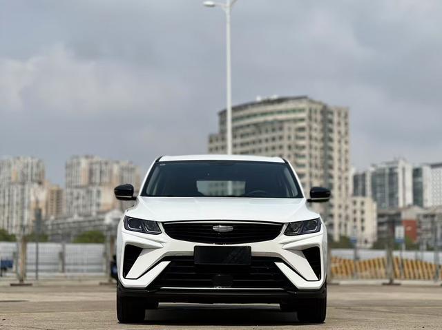 2024 Geely Coolray 1.5L CVT Occasion SUV — image 1
