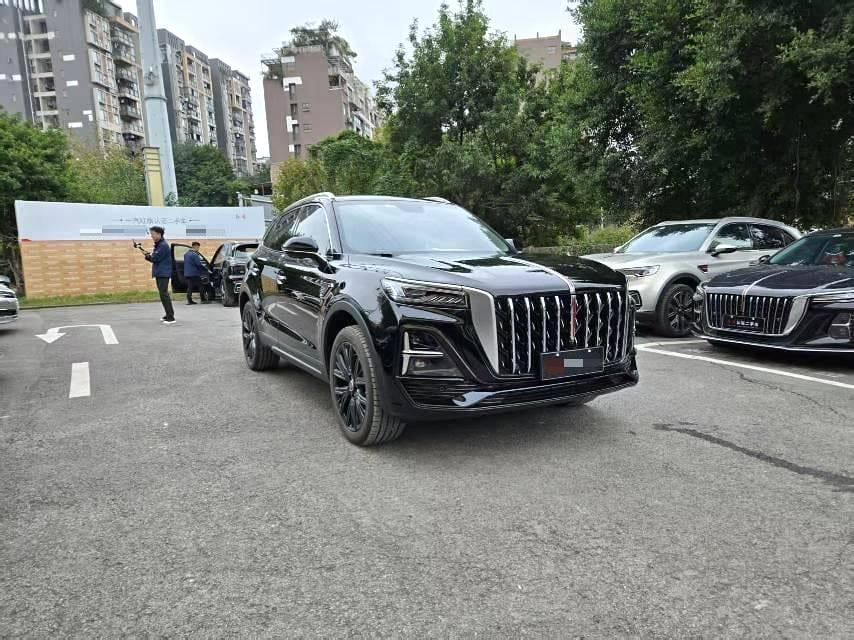 طلب قوي وتفضيلات على سيارات SUV المستعملة في الأسواق الروسية وآسيا الوسطى