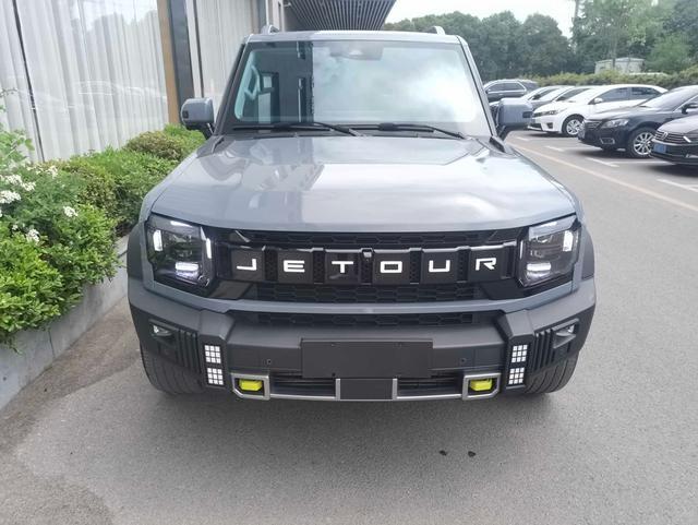 2023 Jetour Traveller 2.0TD AWD Crossover PRO Gebraucht SUV — image 1