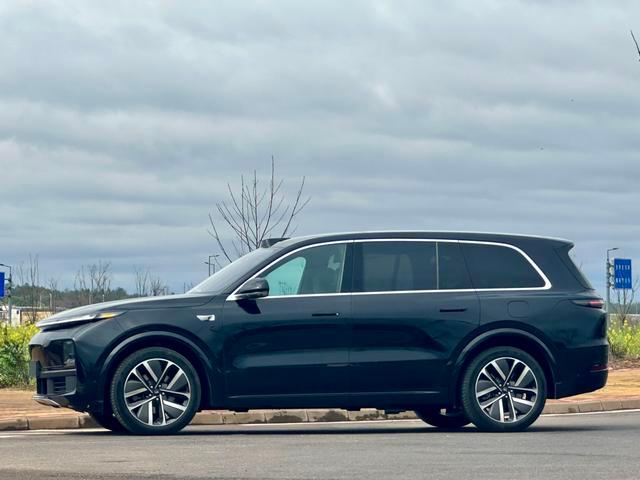2022 Li Auto L9 Max Edition — Usado SUV