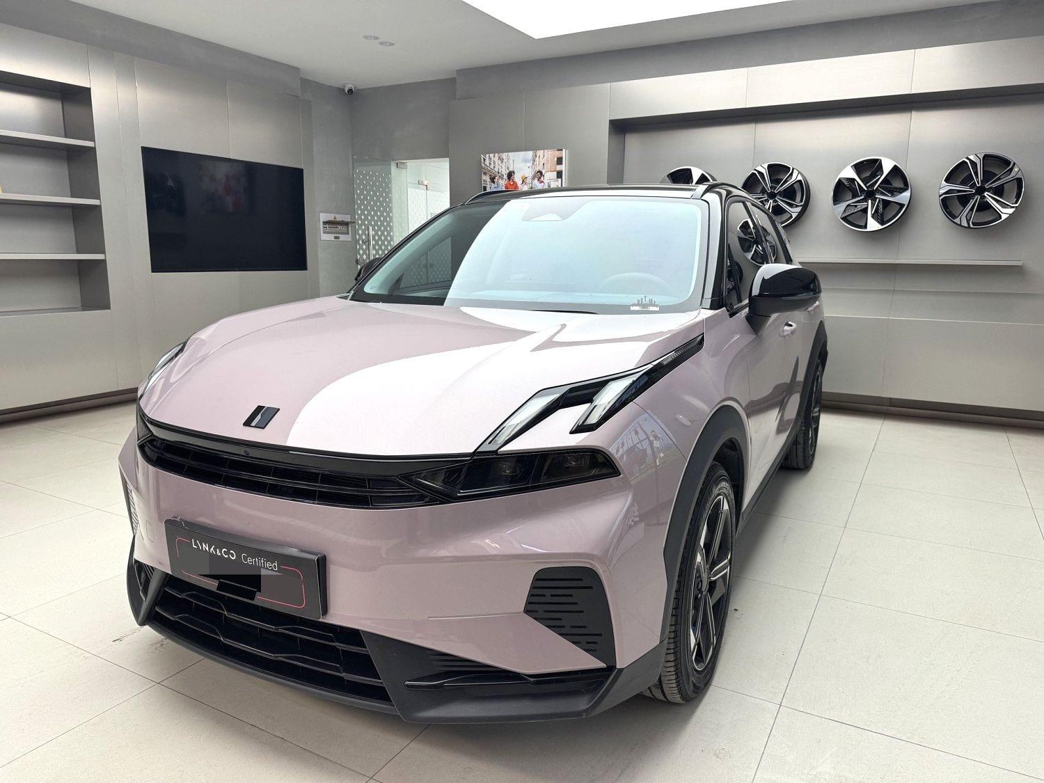 2024 Lynk & Co 06 EM-P — مستعمل SUV