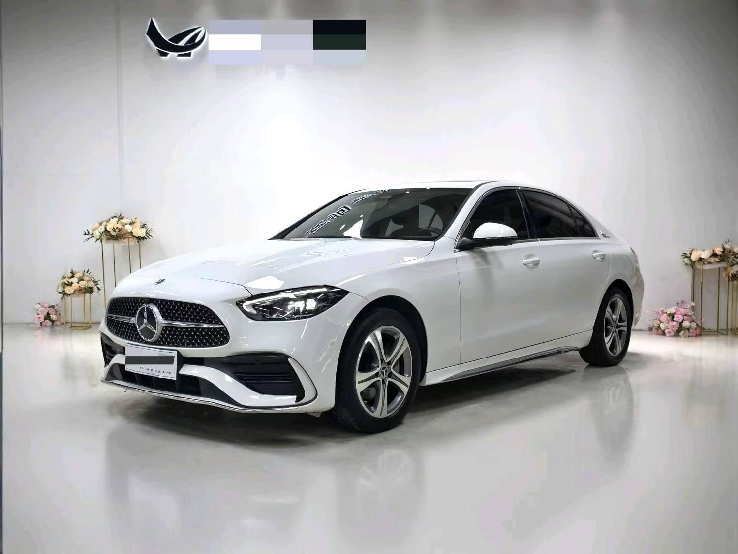 ما السيارات الفاخرة المستعملة الأكثر سيولة في الشرق الأوسط؟