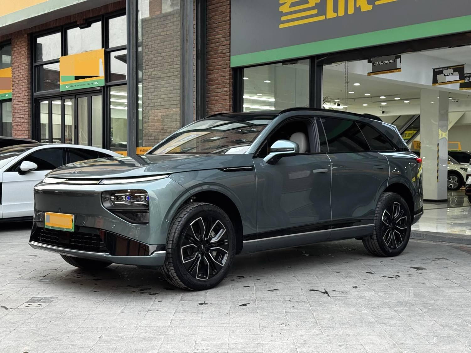 2025 XPeng G9 625 Long Range Max Used SUV — image 1